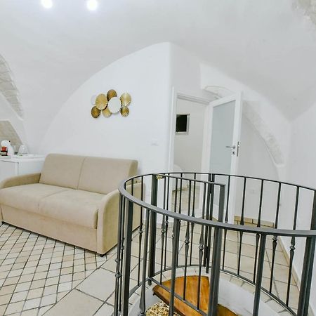 Grotta Antigone - 3Min Dal Centro Storico Apartment Ostuni Luaran gambar