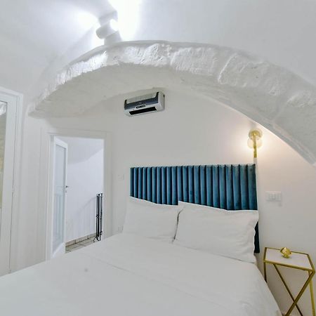 Grotta Antigone - 3Min Dal Centro Storico Apartment Ostuni Luaran gambar