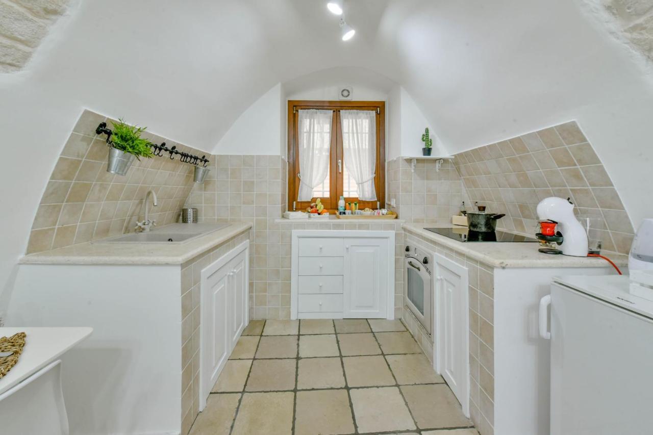 Grotta Antigone - 3Min Dal Centro Storico Apartment Ostuni Luaran gambar