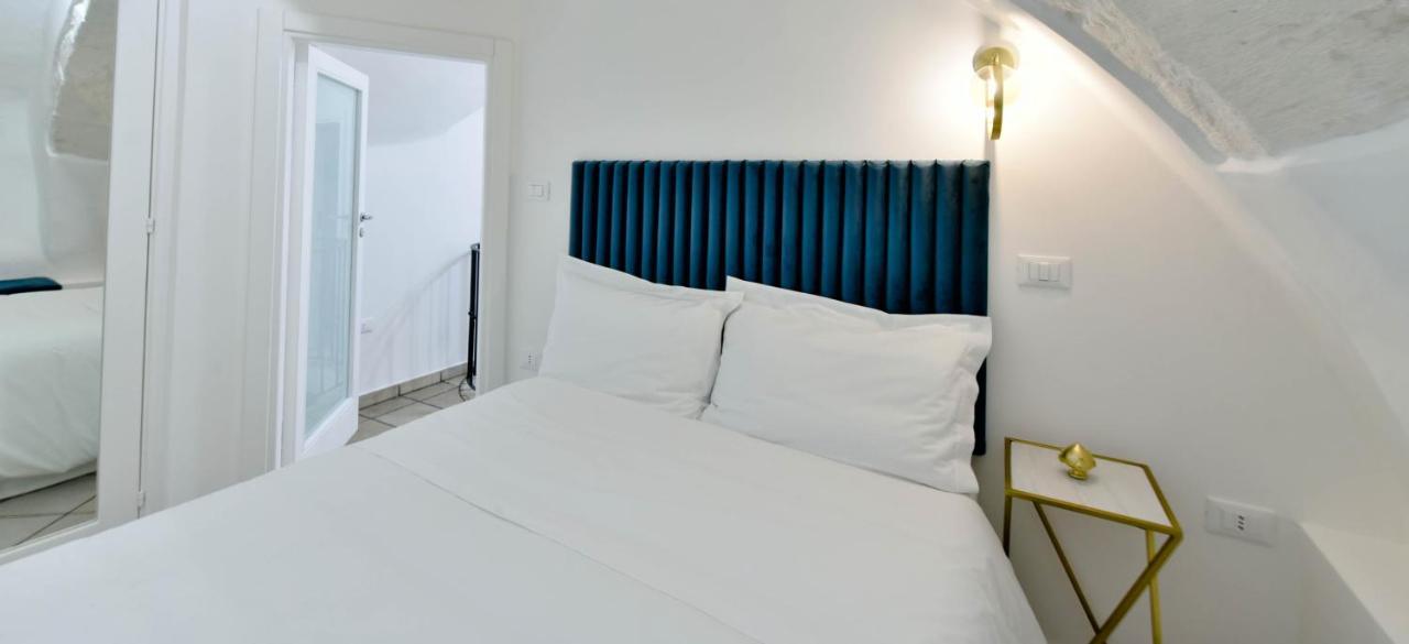 Grotta Antigone - 3Min Dal Centro Storico Apartment Ostuni Luaran gambar