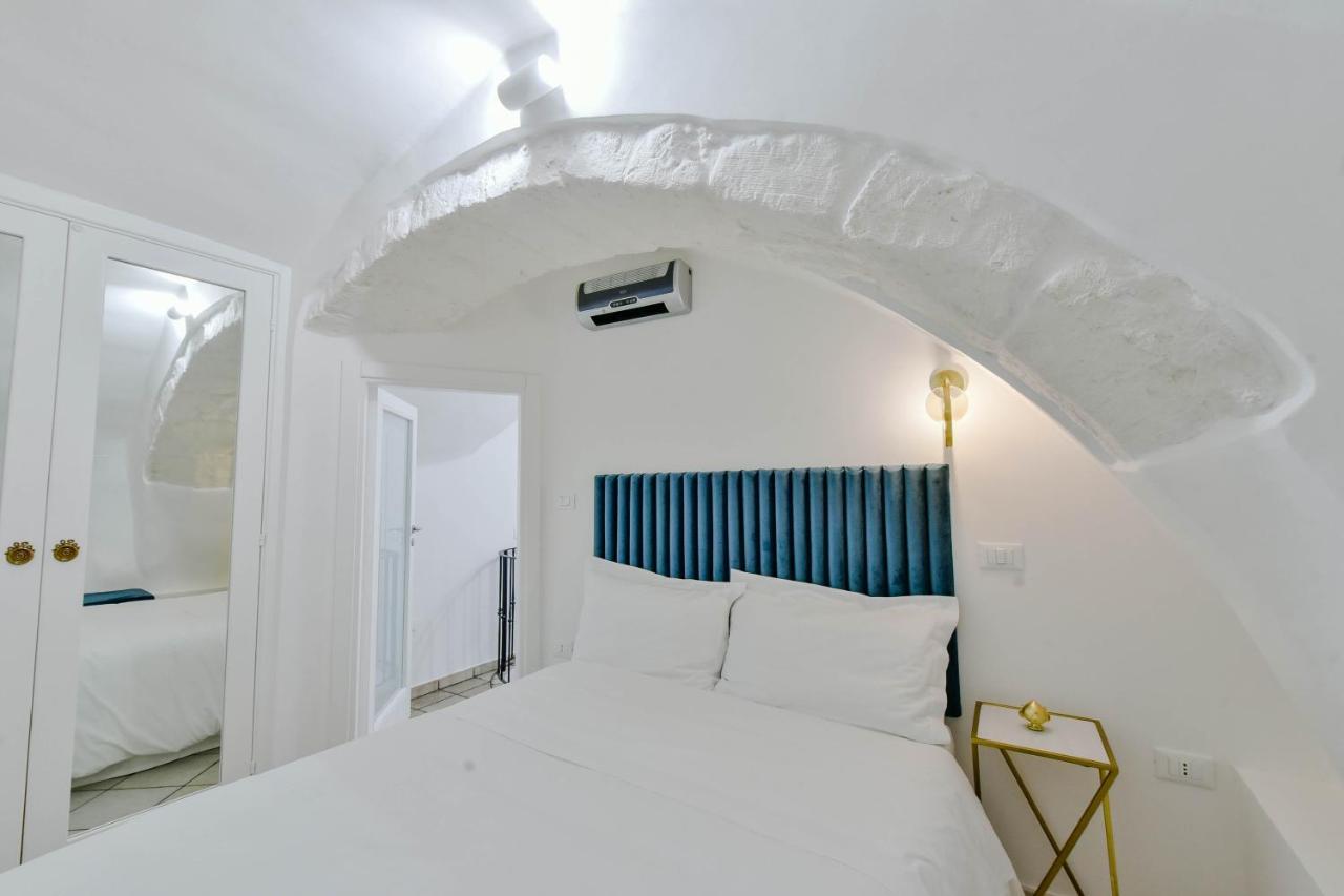 Grotta Antigone - 3Min Dal Centro Storico Apartment Ostuni Luaran gambar